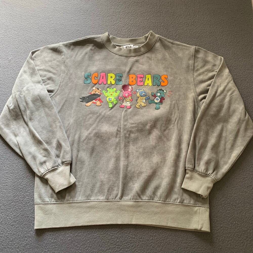 Universal Monsters Care Bears " Scare bears " Gray Crewneck Pullover Sweatshirt